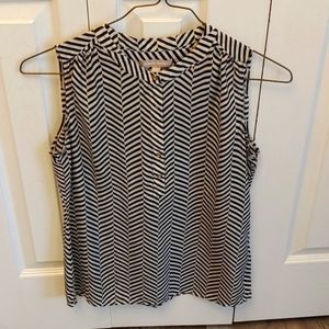 Banana republic silk tank black and white size sm